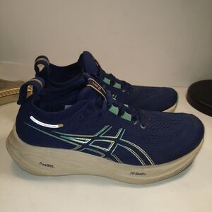 Asics Gel-Nimbus 26 Blue Athletic Running Shoes Women's sz 8.5 Wide.